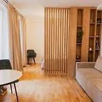Stylish Studio In The Center